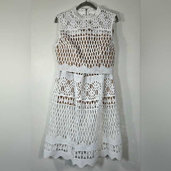 NEW MINISTRY OF STYLE DEMURE SET. - Picture 1 of 10